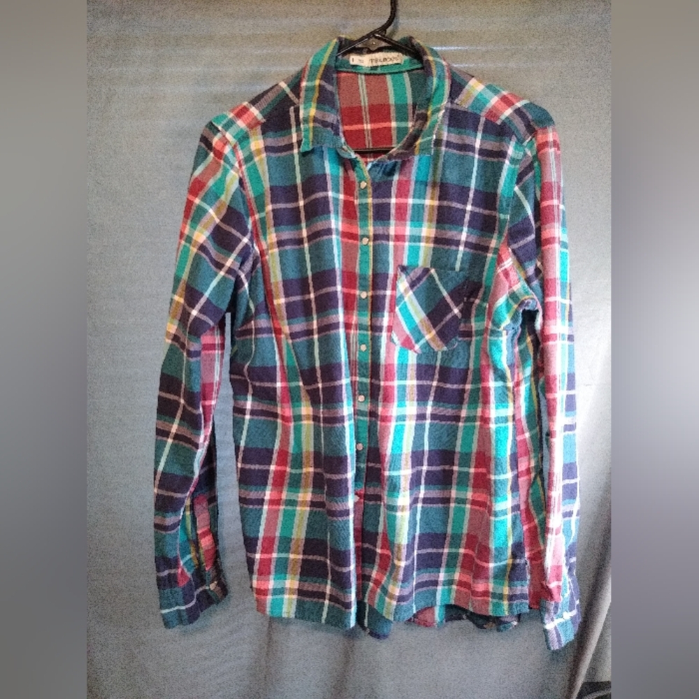 Maurices Women's Plaid Color block Long Sleeve Button Up Blouse